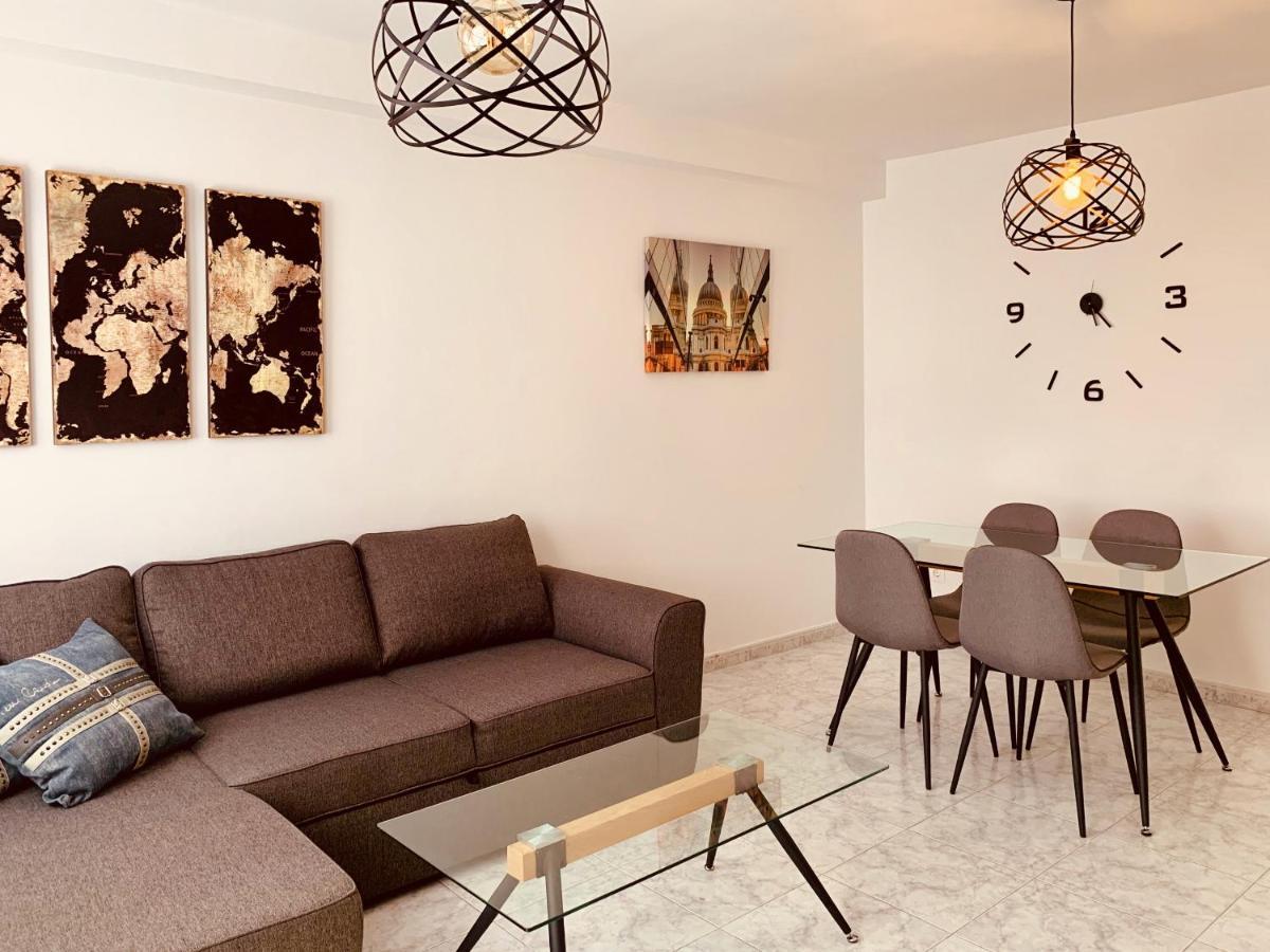 A&F Comfort Modern House Vecindario  Kültér fotó